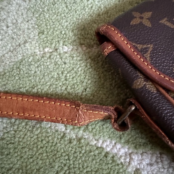 Louis Vuitton satchel - Picture 6 of 16